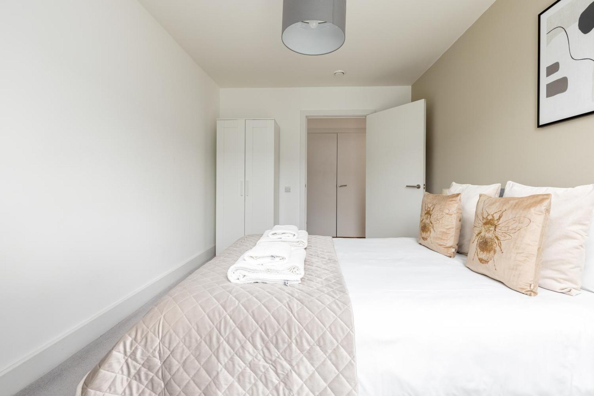 The Bridge Apartment London Exterior photo